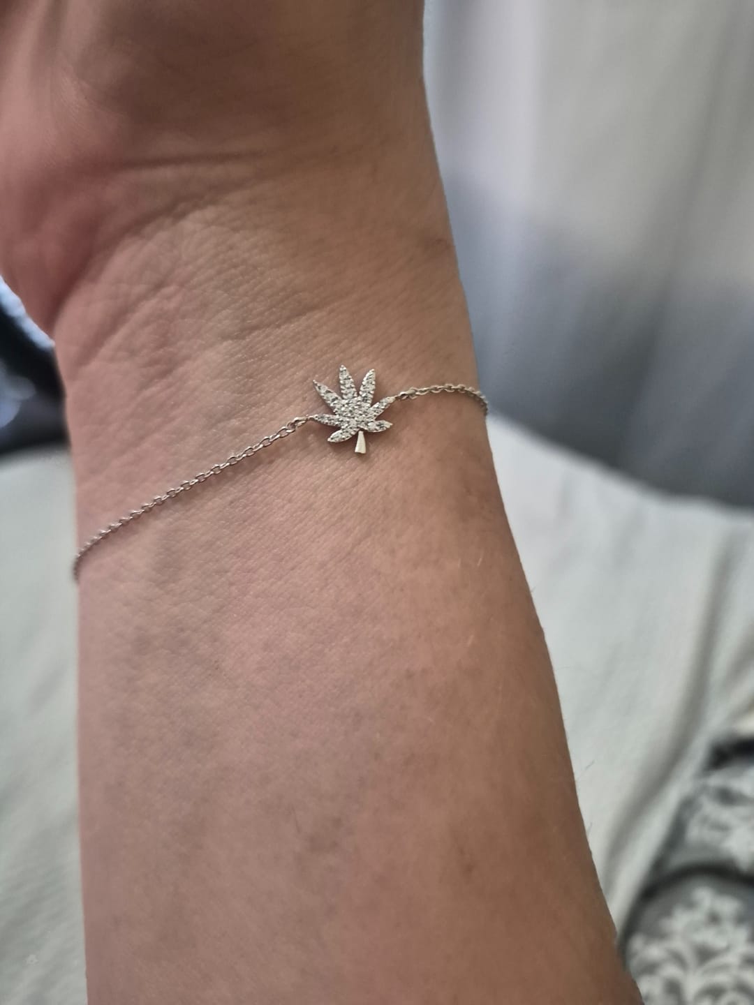 Customer photo review of Silver Leaf Bracelet