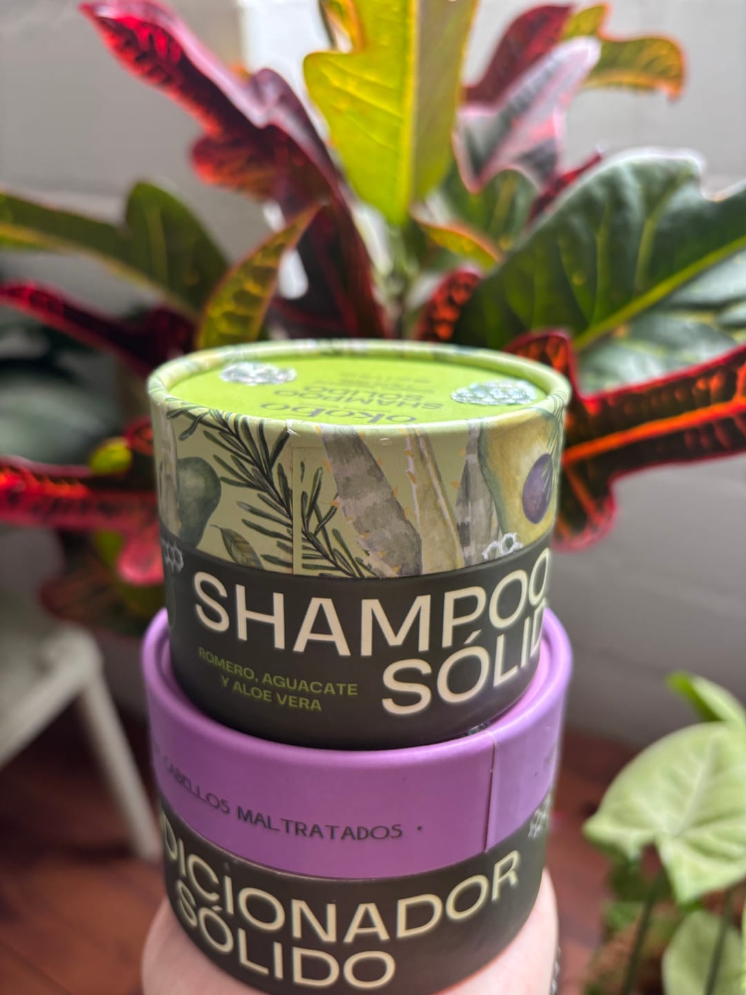 Customer photo review of HIDRATACIÓN PROFUNDA Acondicionador Sólido Okobo