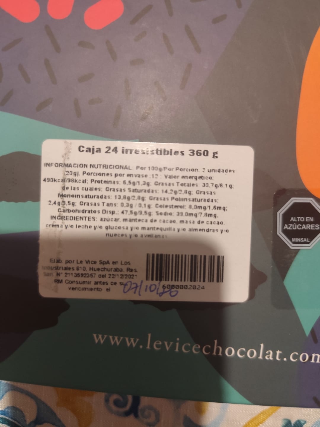 Customer photo review of Caja 25 Bombones