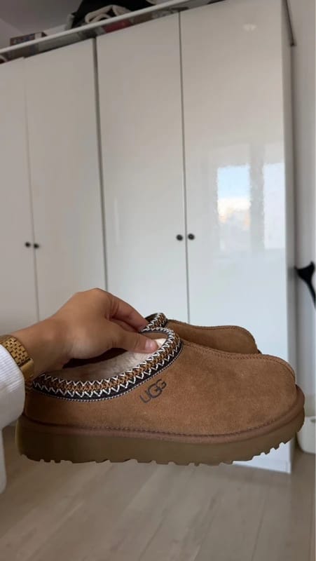 Customer photo review of UGG Tasman II