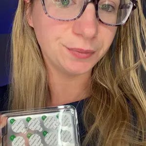 Customer photo review of Zero-Fit Korean Pimple Patch Duo