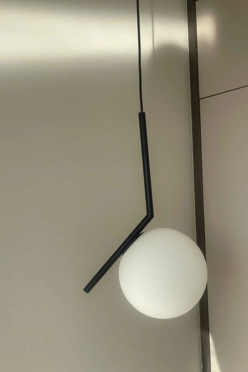 Customer photo review of Globe Pendant Light, White Glass, Brass or Black Stem, 20 cm