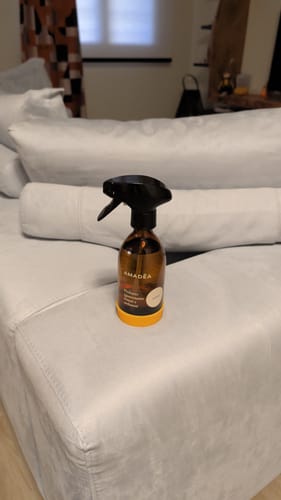 Customer photo review of Profumo "Ambre" - Igienizzante tessuti e ambienti 300ml