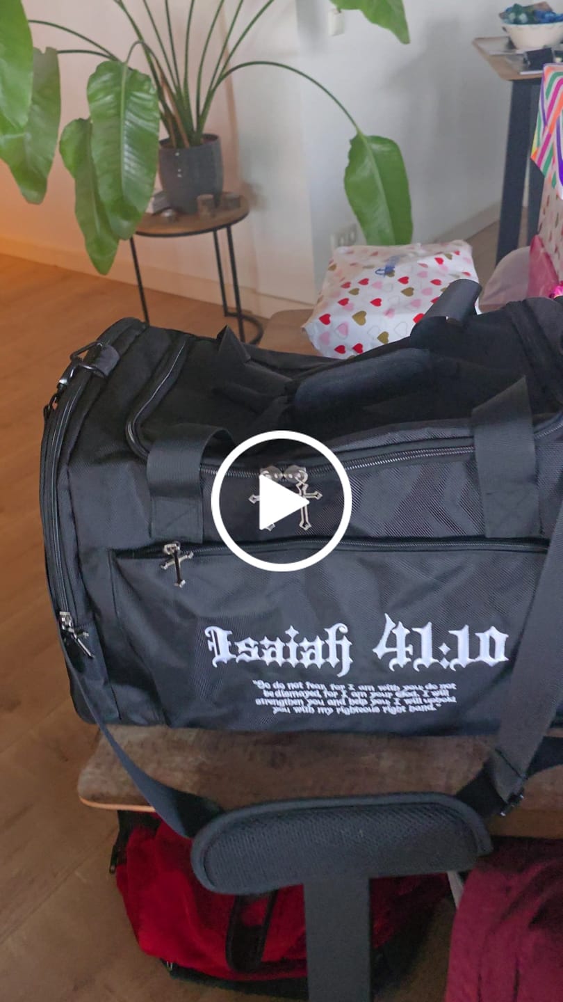 Customer video review of Fear Not Duffel Bag