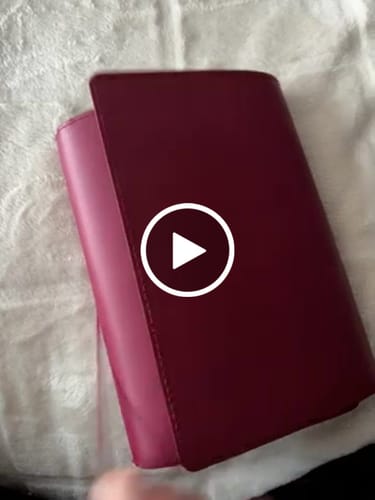 Customer video review of Refillable Folio in Salty Plum