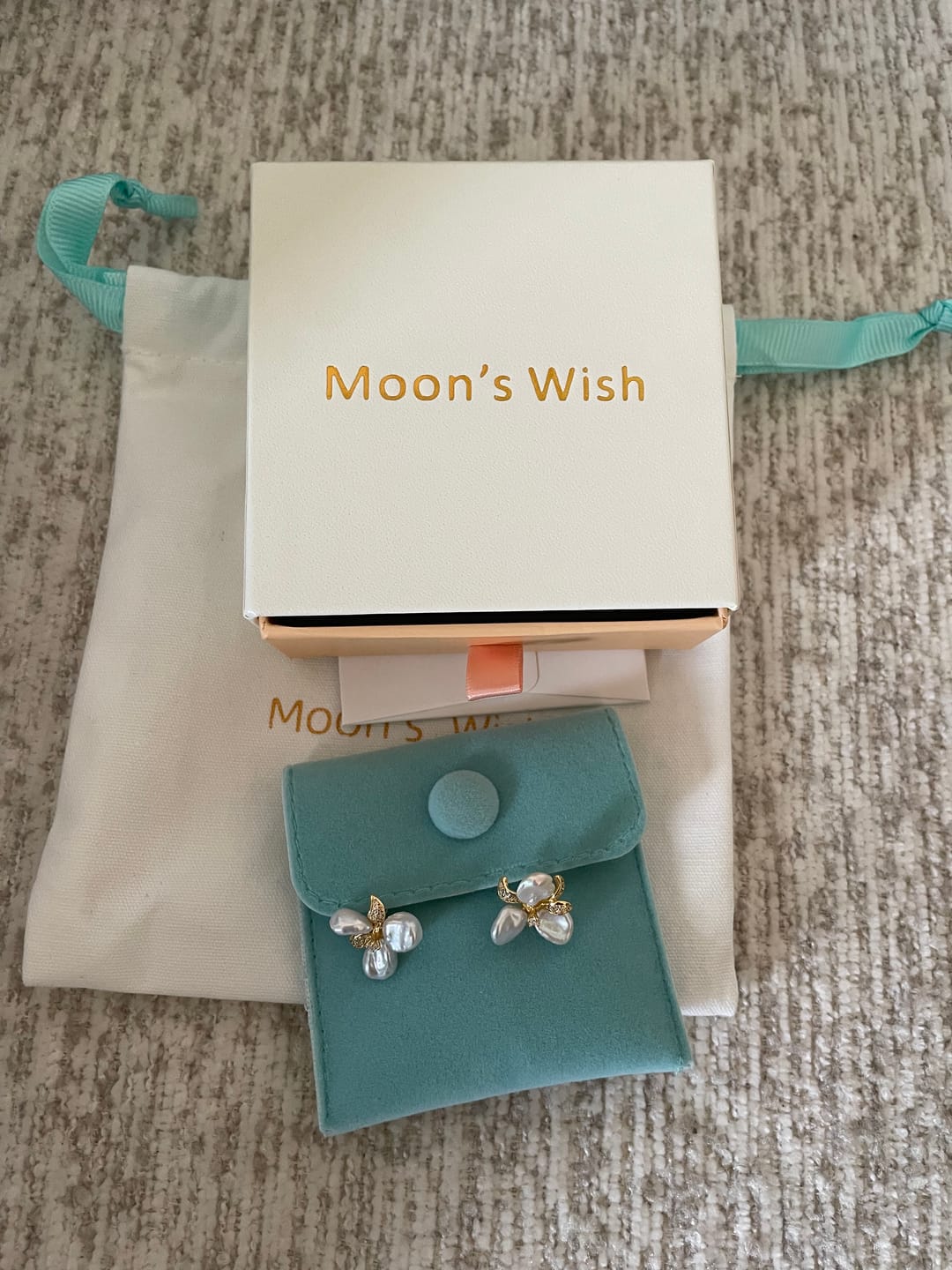 Customer photo review of LUCA - Natural Keshi Floral Pearls Studs Earrings