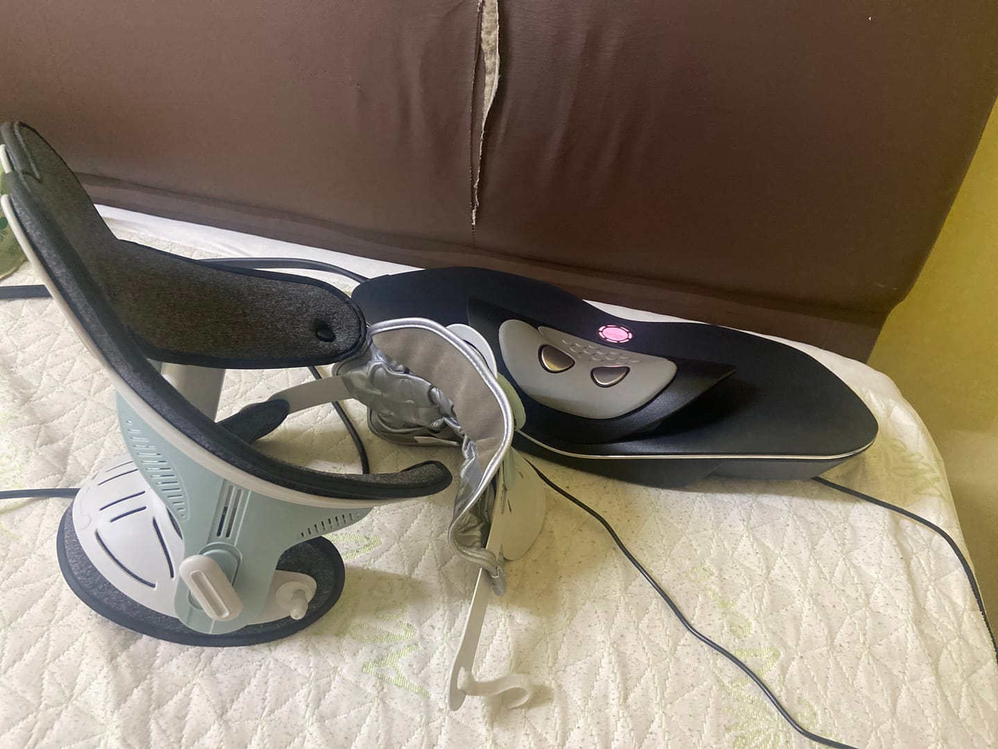 Customer photo review of Cervitrax Gen-2 Adjustable Neck Stretcher