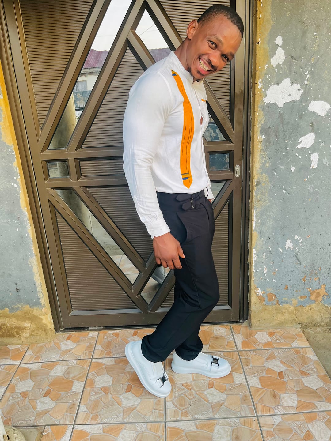 Customer photo review of VIP White