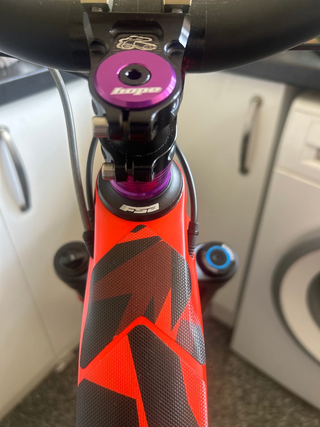 Customer photo review of FSA Orbit No.57/68 Tapered Headset ZS44/28.6 | ZS56/40