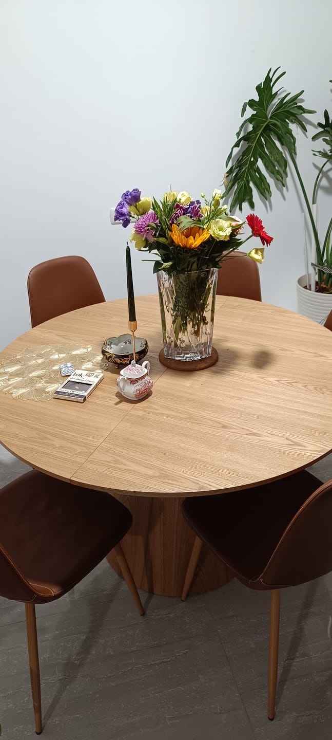 Customer photo review of Masa rotunda extensibila living ANGEL II, stejar, 120/160x120x75 cm
