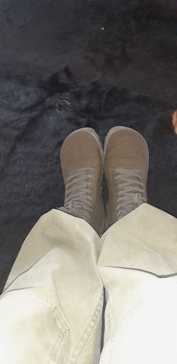 Customer photo review of Vaistoa Tunto 2 | Felt Barefoot Sneakers