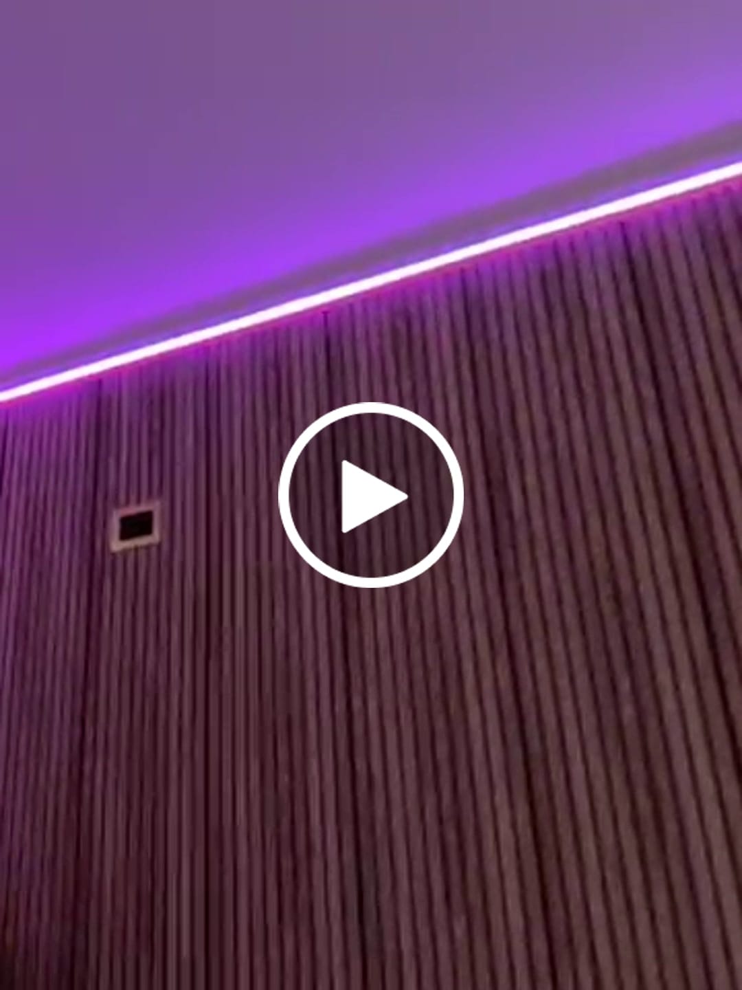 Customer video review of PANNELLO DOGHE PVC LEGNO H.280 L.30 SP.1 CM