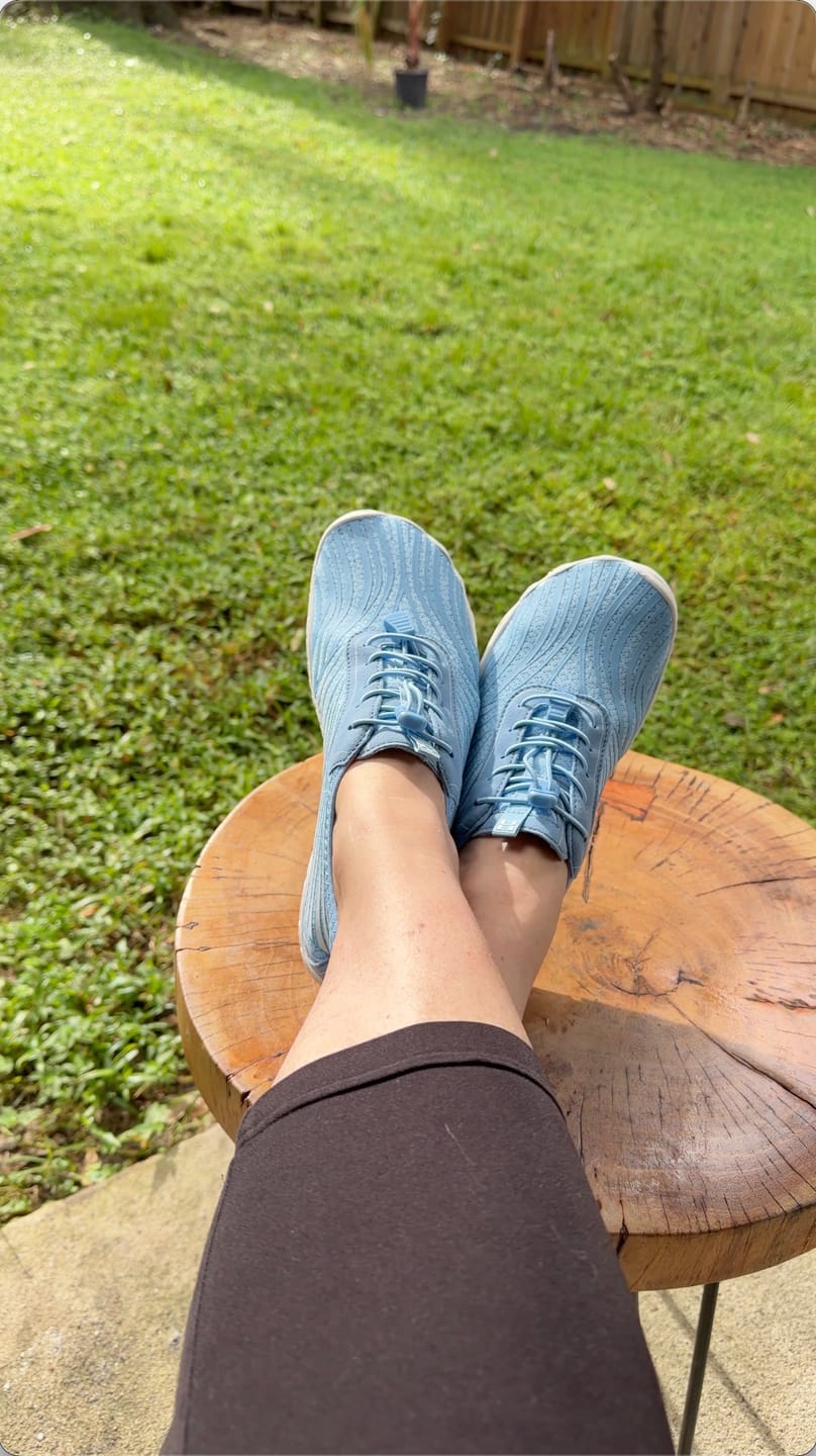 Customer photo review of ICONIC EVO – Barefoot Shoes for Balance, Pain Relief & All-Day Comfort