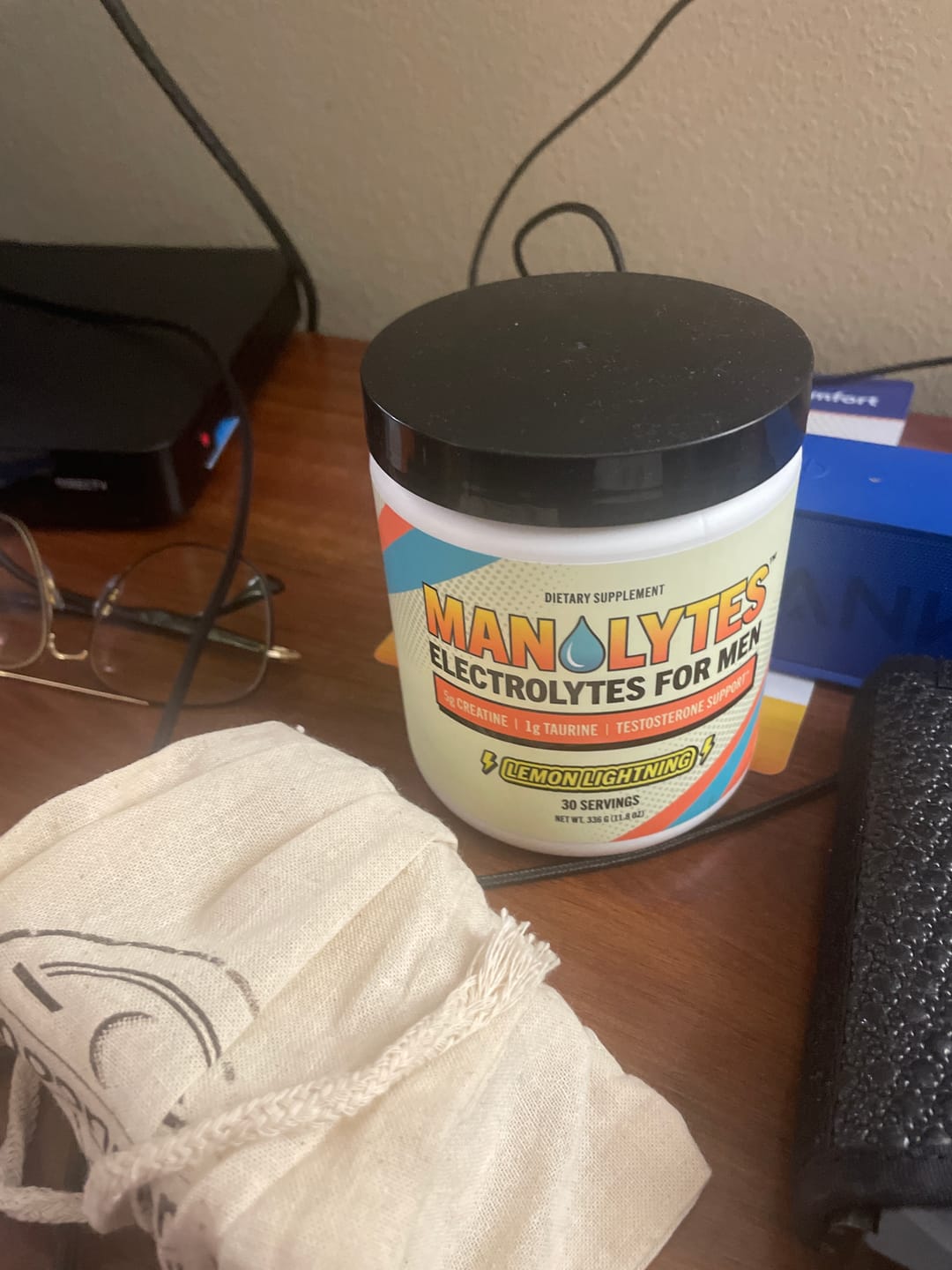 Customer photo review of Manolytes Daily Electrolytes