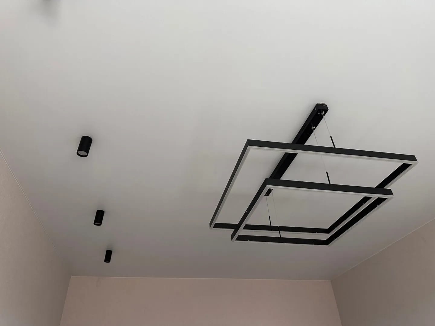 Customer photo review of Iron and Acrylic Chandelier, Integrated LED, 40–150 cm