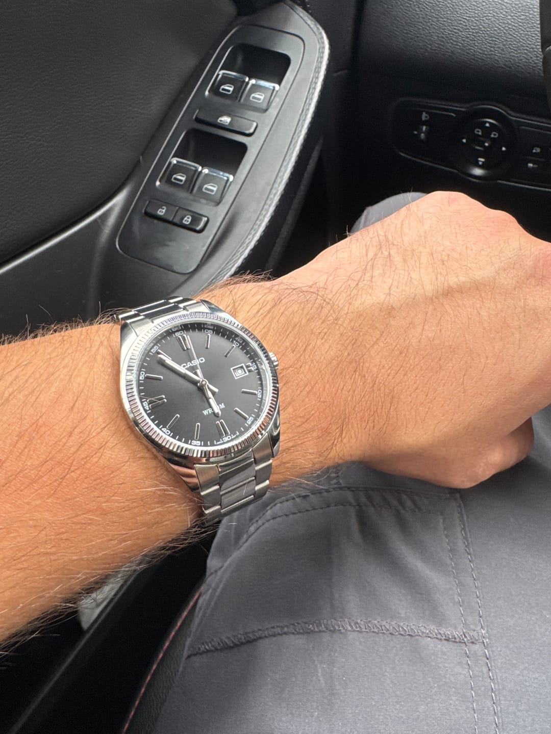 Customer photo review of Reloj Casio Análogo UTP-1302PD-1AV Negro 35mm