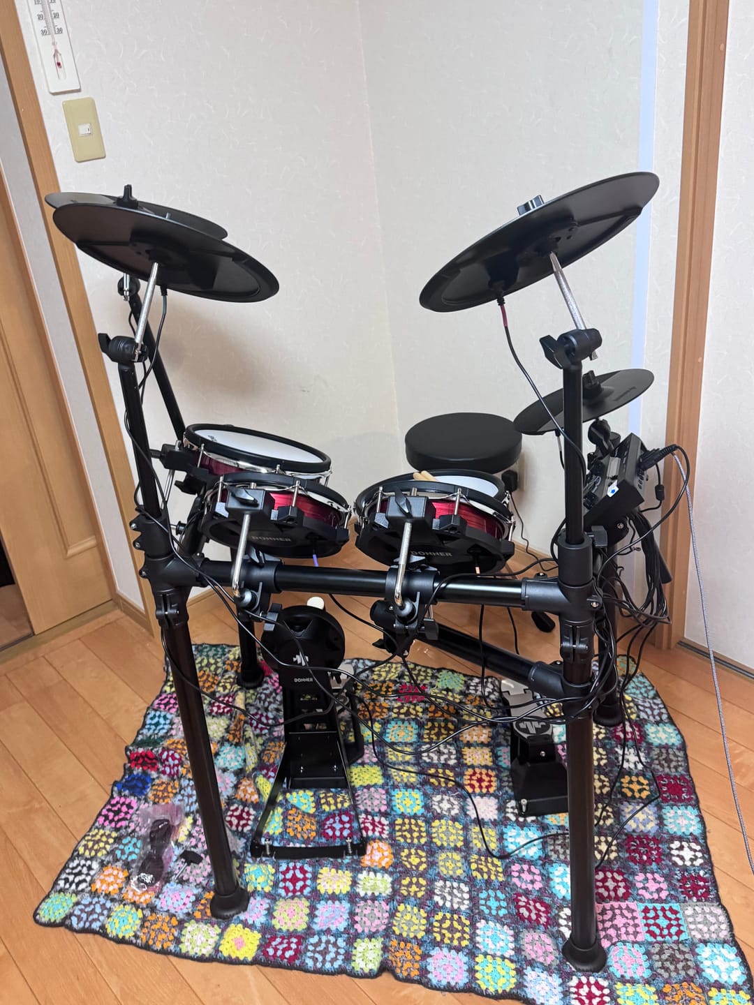 Customer photo review of Donner DED-200 MAX 5ドラム 3シンバル セット