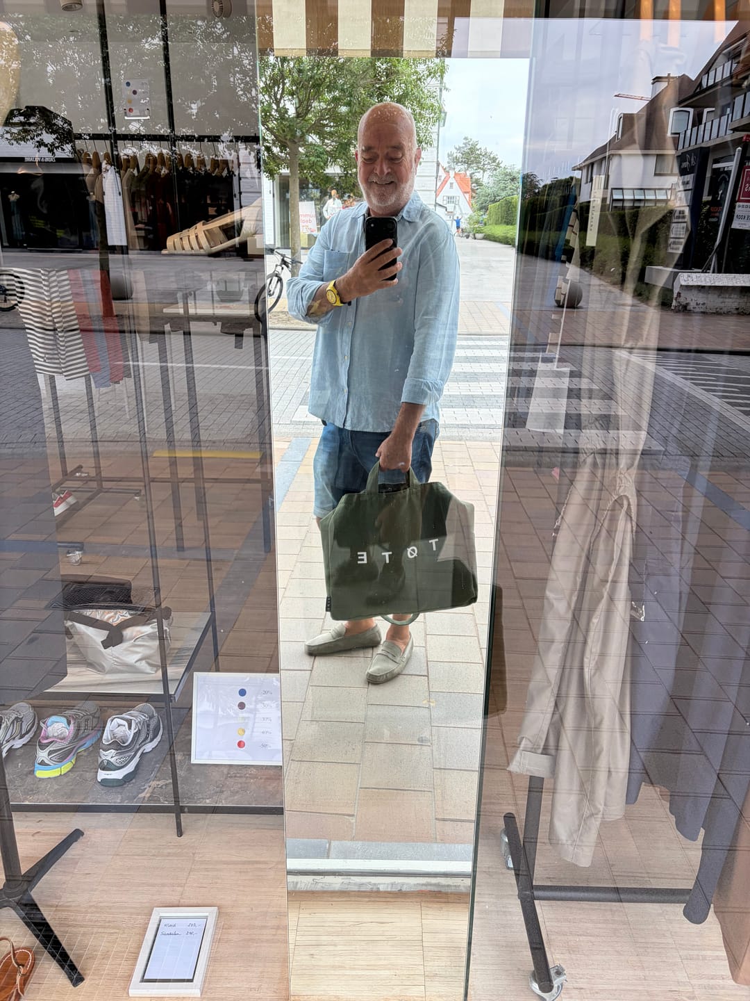 Customer photo review of Brown TØTE Bag