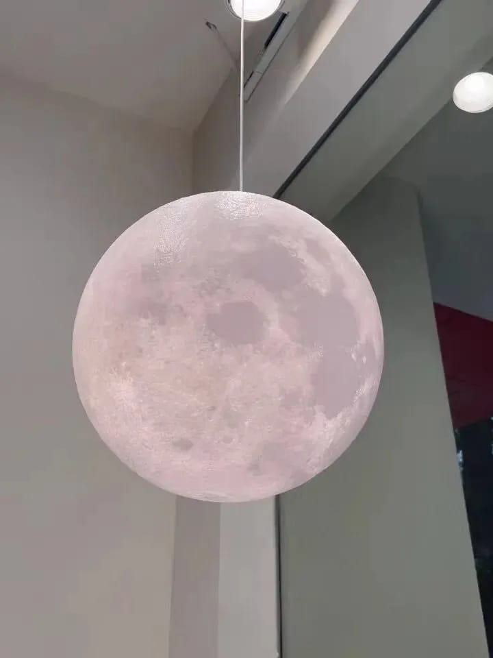 Customer photo review of Moon Pendant Light, 3D-Printed Acrylic Sphere, 18–22 cm