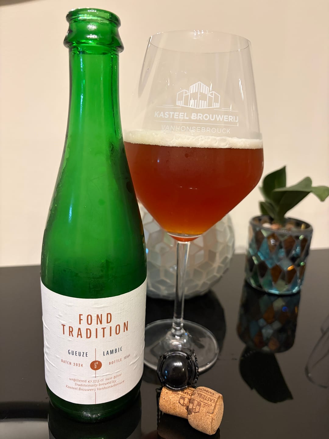 Customer photo review of Mix Cerveza Belga 6 Unidades – Gueuze Lambic + Bacchus Flemish Old Brown