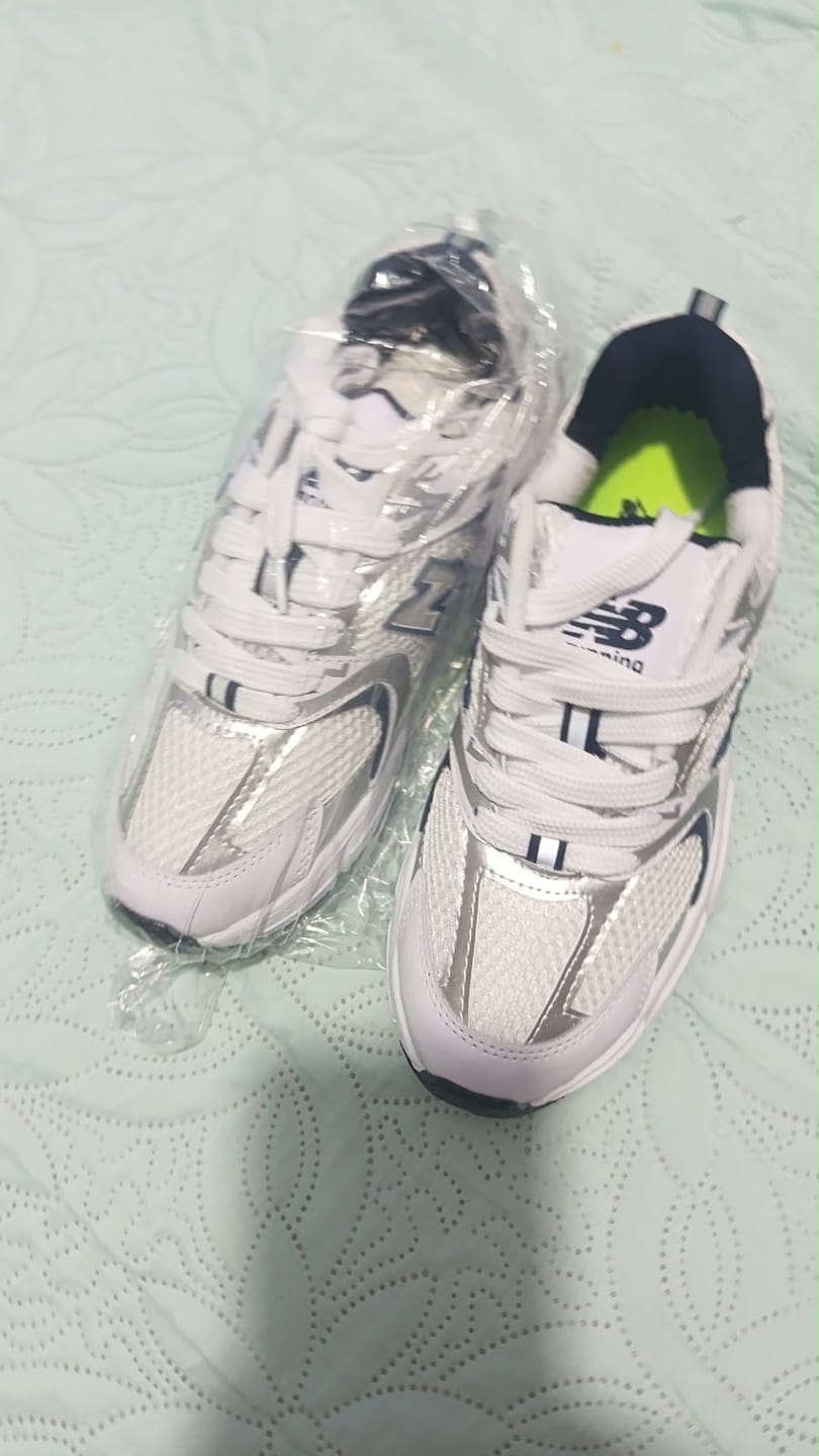 Customer photo review of NEW BALANCE 530