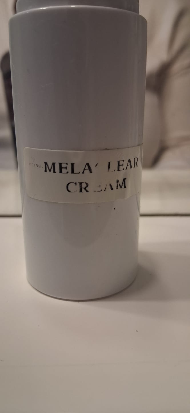 Customer photo review of MELACLEAR CREAM Pré commande