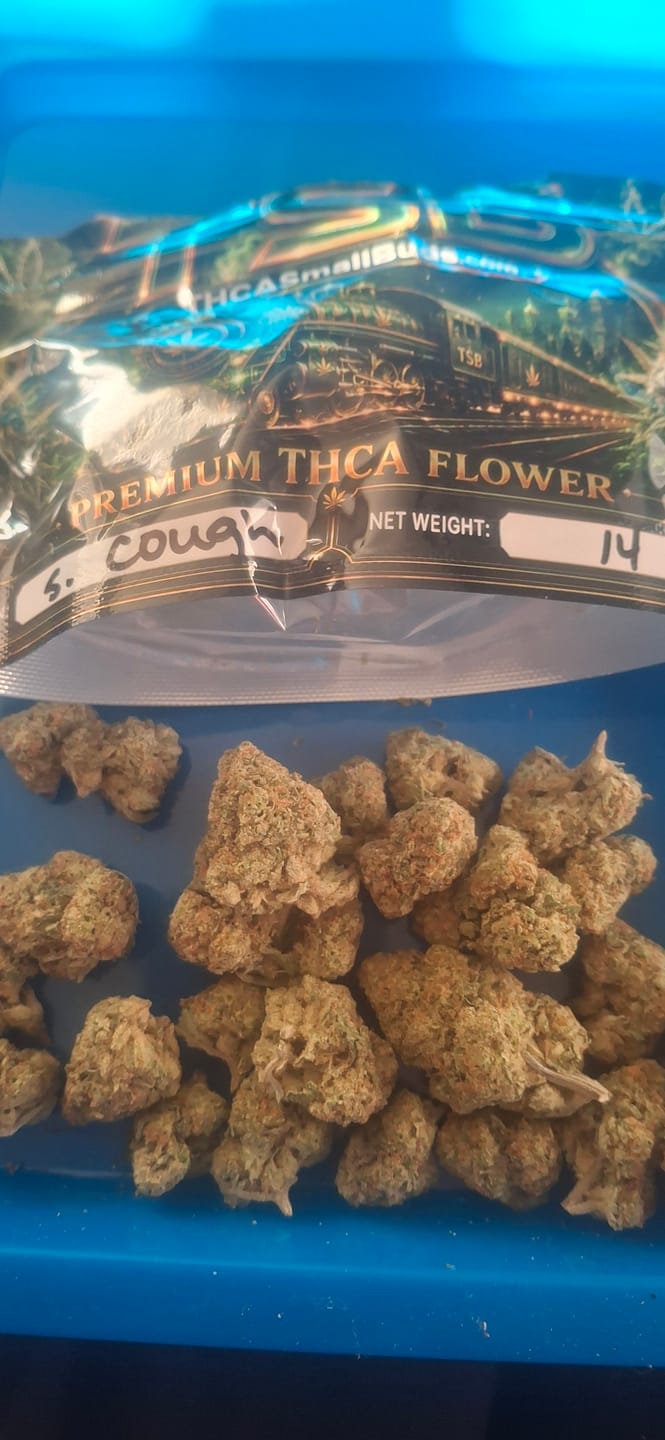 Customer photo review of Strawberry Cough THCA Flower