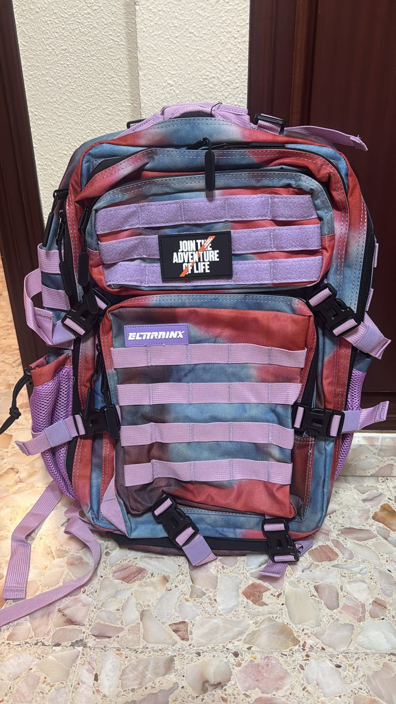 Customer photo review of Mochila Táctica V1 All In 45L Nebula