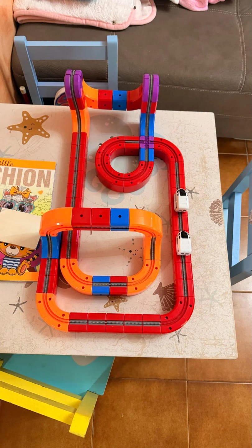 Customer photo review of JUNIOR CIRCUITO MÁGICO