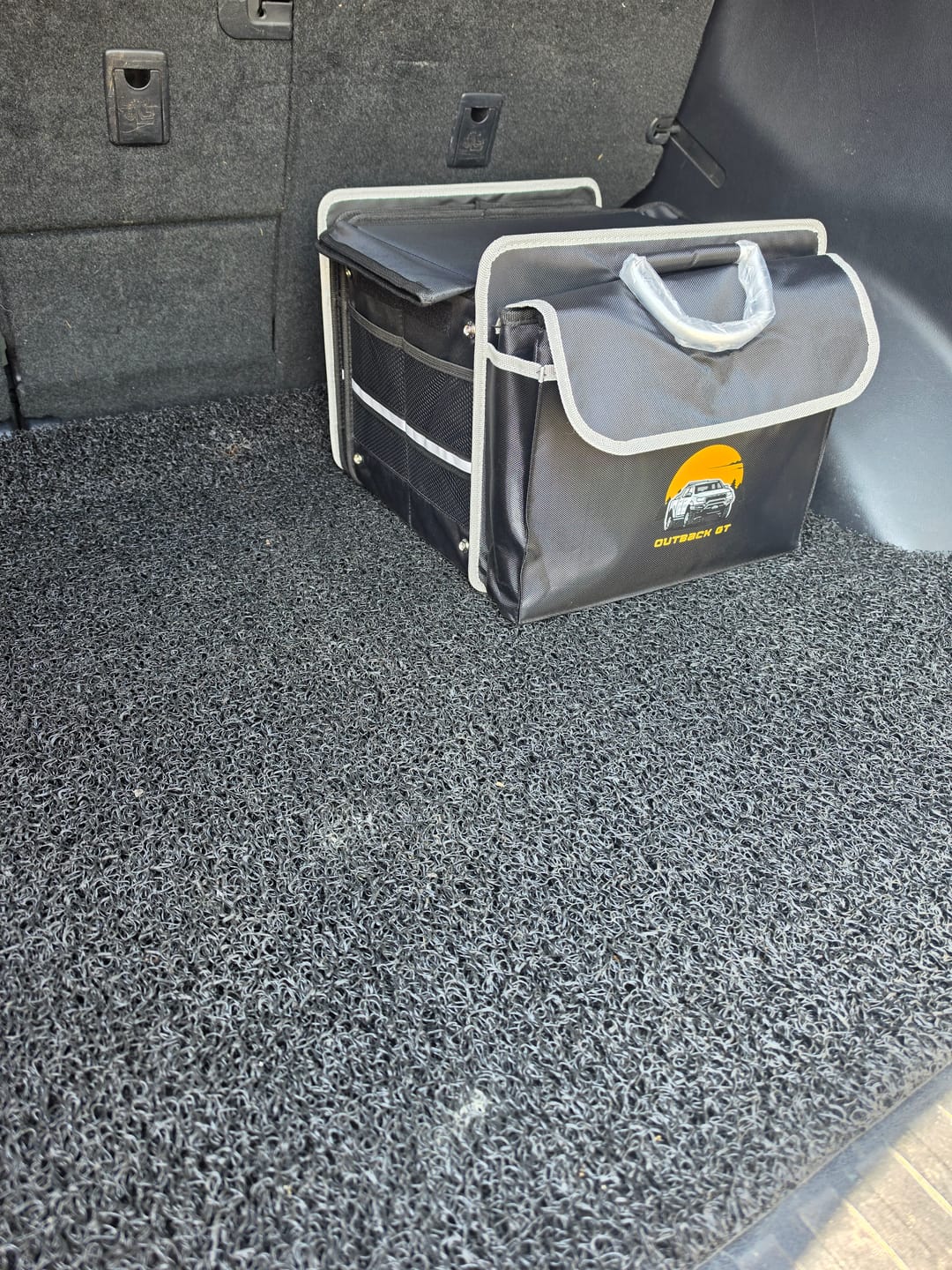 Customer photo review of Summer DUO Bundle -  Windscreen Sun Shield + Cargo Organiser (with Portable Cold Bag)