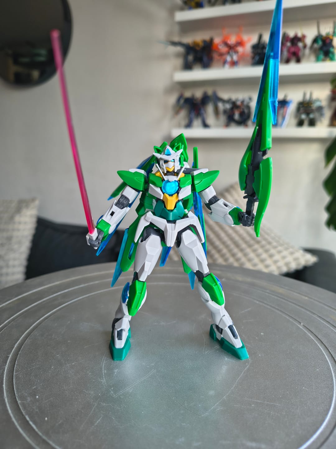 Customer photo review of HGBF 1/144 GUNDAM OO SHIA QAN[T] - Model Kit Articulado - Bandai