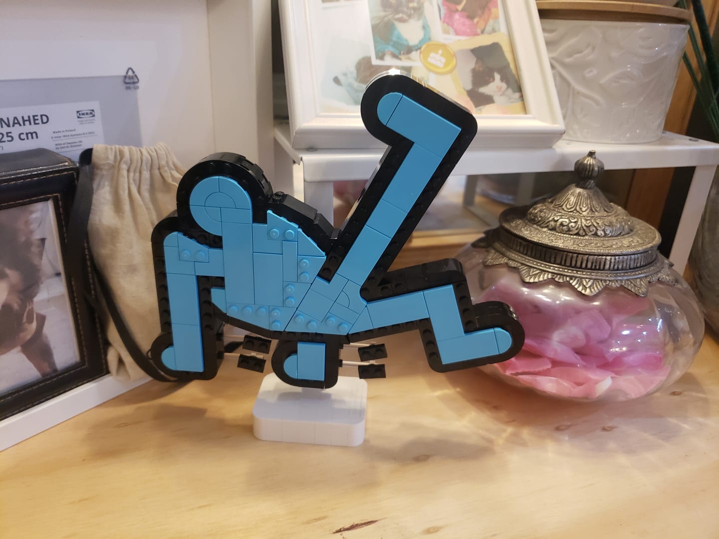 Customer photo review of Keith Haring: Figuras Danzantes