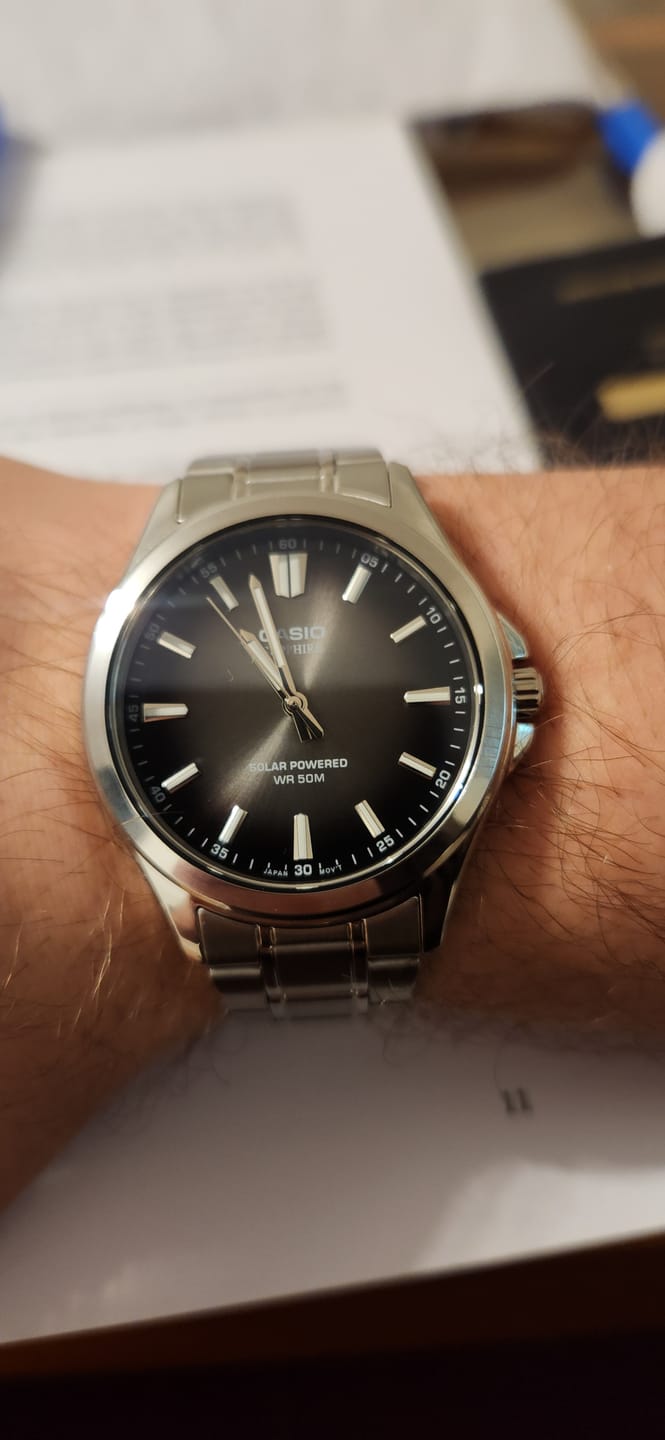 Customer photo review of Reloj Casio Vintage MTS-RS100D-1A Plateado Solar Powered 41,7mm