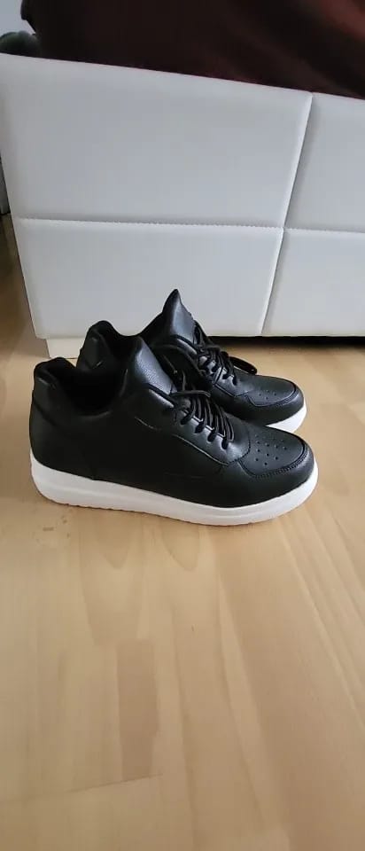 Customer photo review of Liam | +2.3-3.1"
