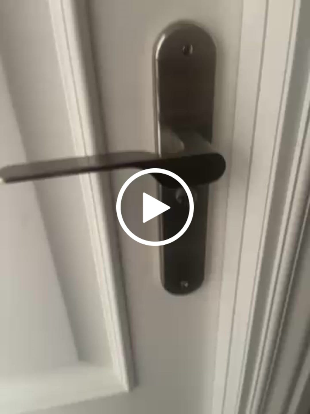 Customer video review of Muletilla Descondena para placa · Diferentes acabados