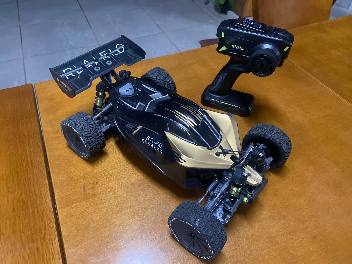 Customer photo review of Storm Breaker 1/10 Carbon Fiber Brushless RTR 4WD Buggy | SBK10