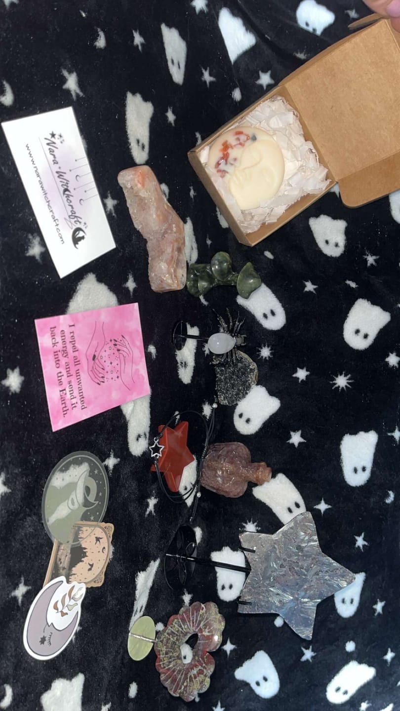 Customer photo review of Katie 🔮
