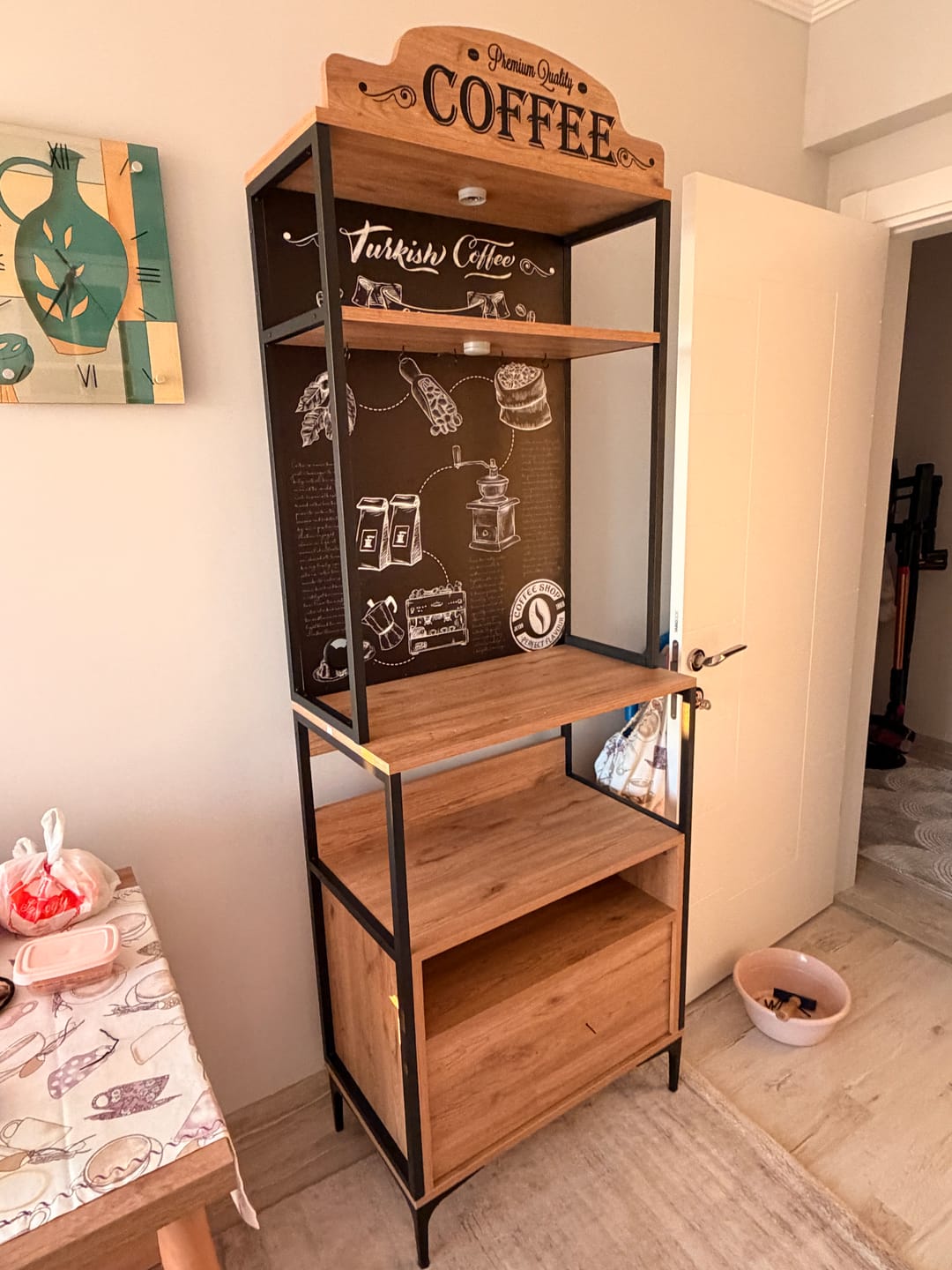 Customer photo review of Rani JE154 Işıklı Kahve Köşesi Çekmeceli Çok Amaçlı Mutfak Dolabı Sepet Ceviz