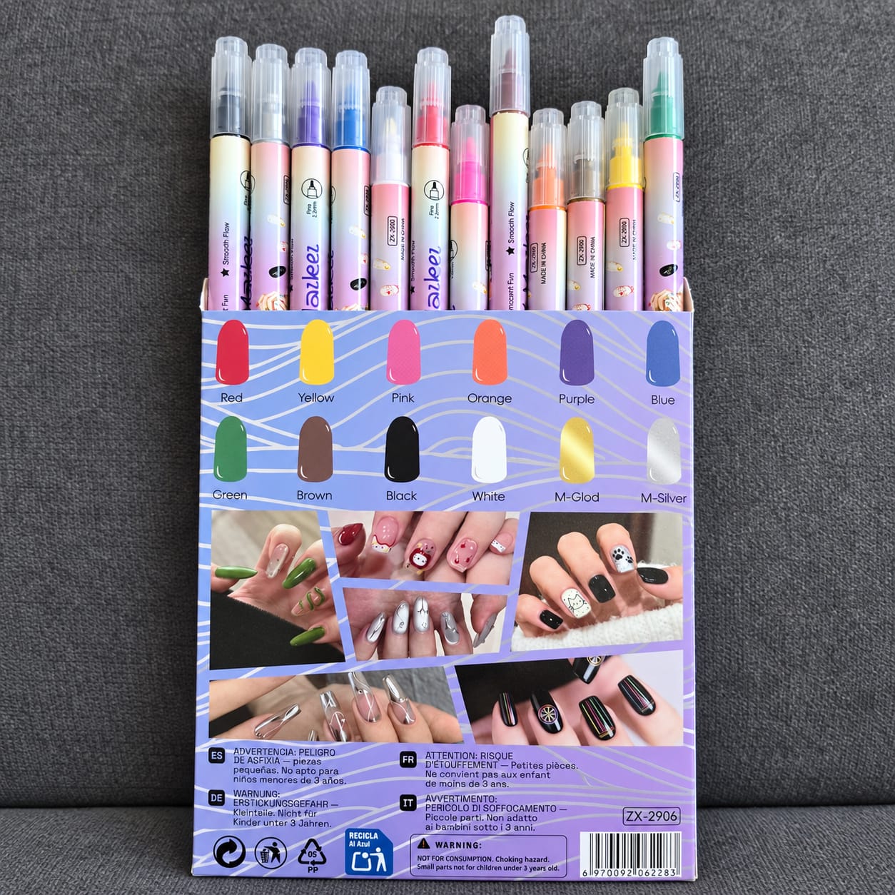 Customer photo review of Marcadores de uñas: diseños de salón sin pulso