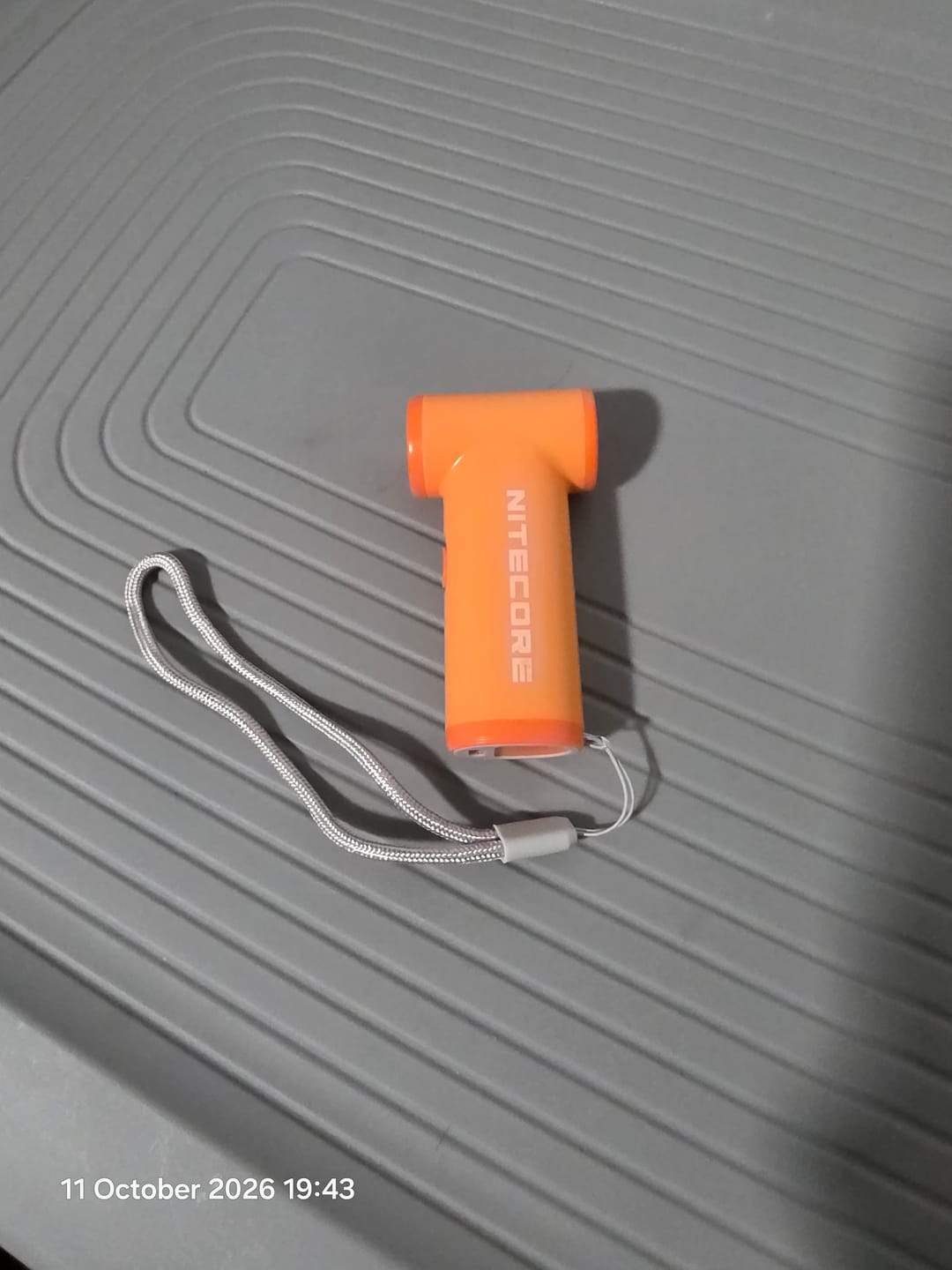 Customer photo review of NEF Nano - Palm-Sized High-Speed Handheld Fan