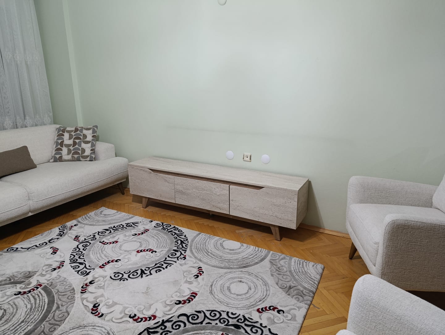 Customer photo review of Rani AA168 Tv Ünitesi Modern Ayaklı Tv Sehpası Traverten - Sepet Ceviz