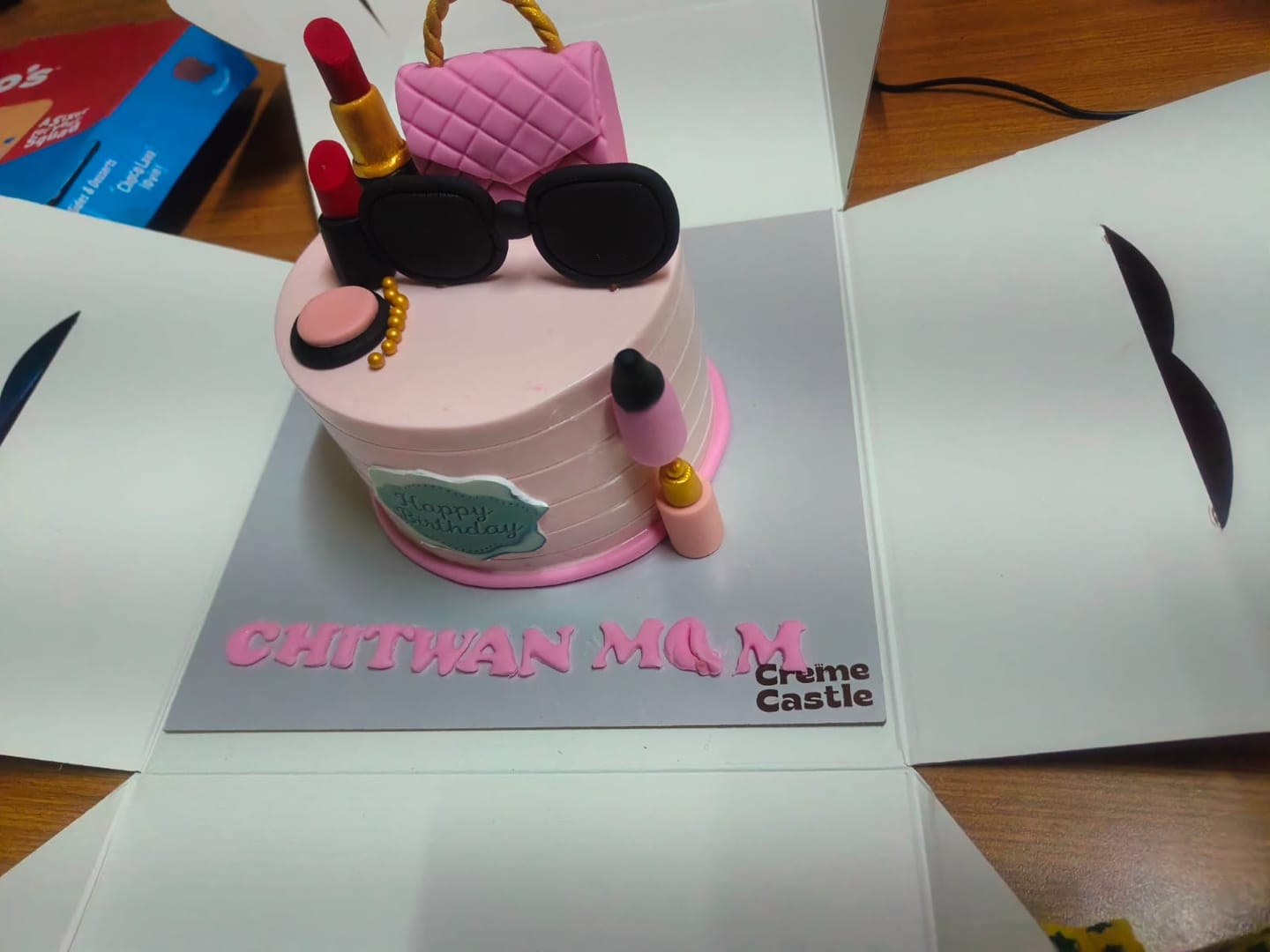 Customer photo review of Fashion Shopping Makeup Cake