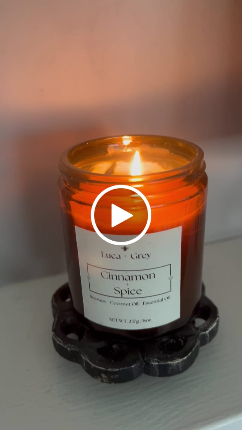 Customer video review of Cinnamon + Spice Beeswax Candle