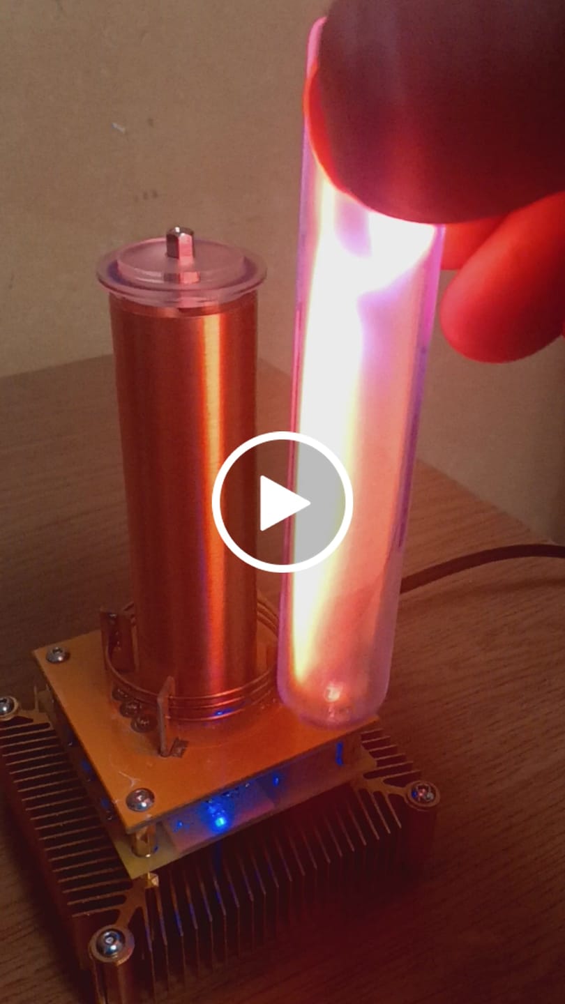 Customer video review of Mini Tesla Coil