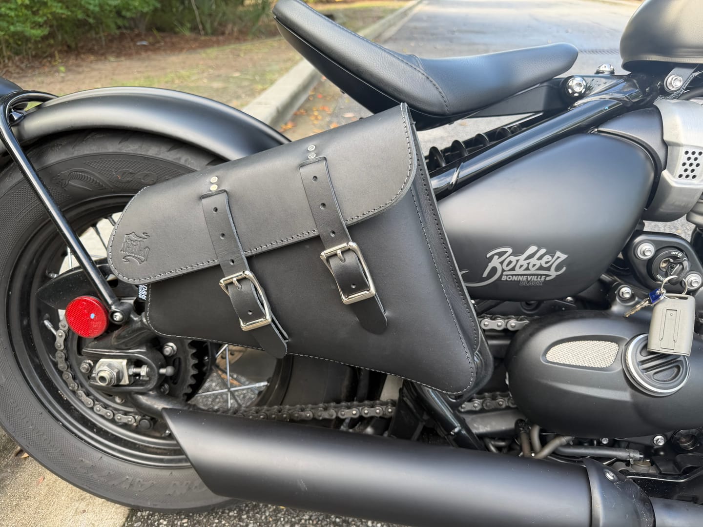 Customer photo review of Triumph Bobber Right Side Solo Bag - TBR01