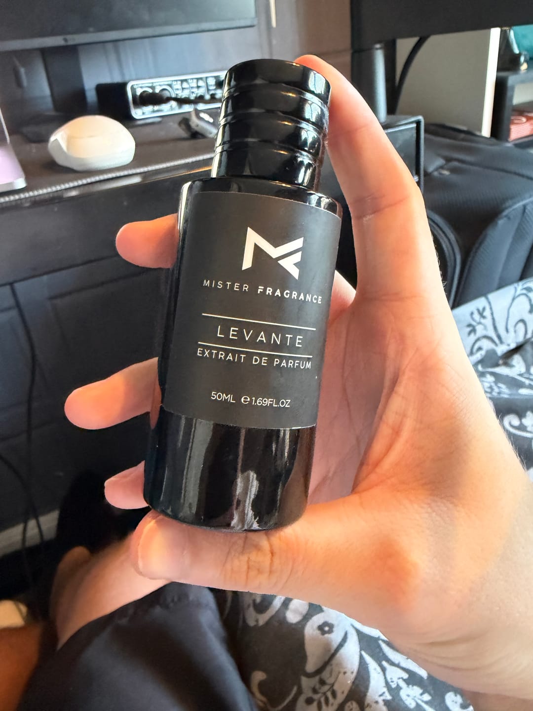 Customer photo review of Levante