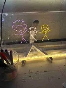 Customer photo review of ORNEDAS™ Renkli LED Işıklı Yazı ve Çizim Tahtası