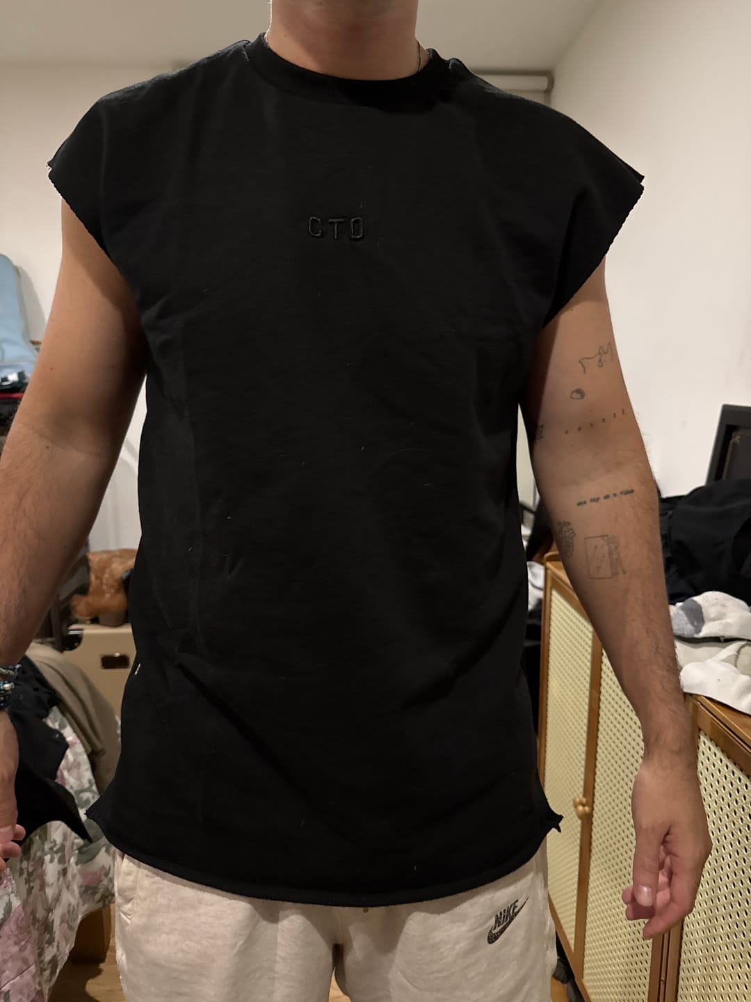 Customer photo review of NeoTerra Muscle CutOff - Black