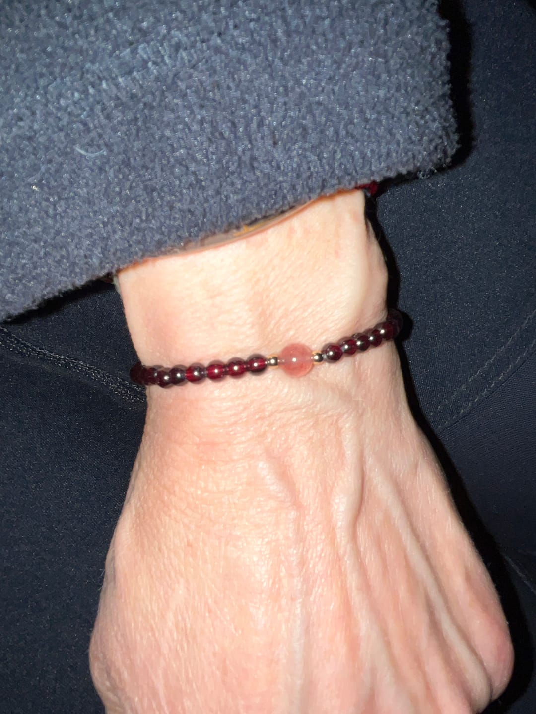 Customer photo review of Rubin Armband - Perlen geschliffen