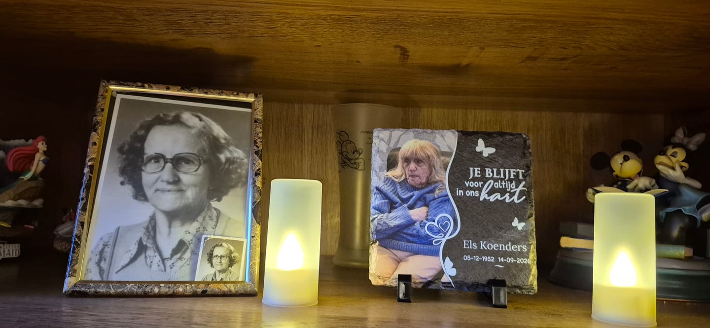 Customer photo review of Voor altijd in ons hart - Gepersonaliseerde leisteen plaat